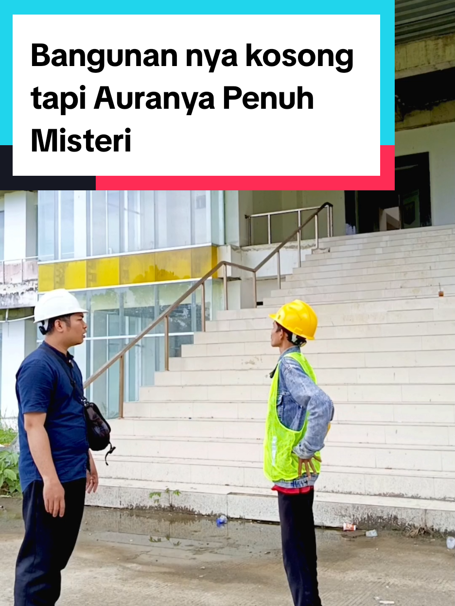 Bangunan nya Kosong Tapi Auranya Penuh Misteri #sukabumi #pelabuhanratu #tiktokviral #video #gedung  @beno logarithmic 
