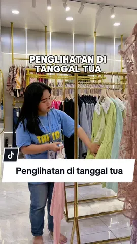 Label aqua aja bisa kelihatan kayak uang kalau udah tanggal tua🤣 Dompet rekening udah mencerit-cerit nih😁 #dutagrosirbaju #fyp #tokofashion #tanggaltua #xyzbca 