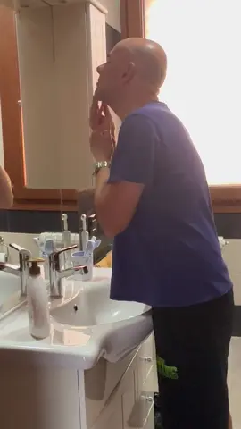 😰😰😰#funnyvideos #humor #comedy #cat 