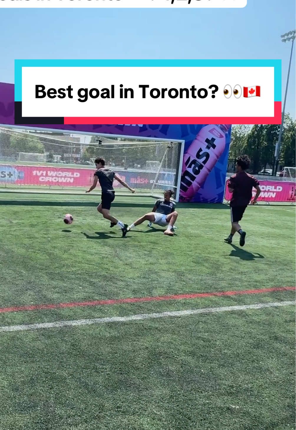 Which goal was the best in Toronto 🇨🇦? 1,2 or 3?  Let us know in the comments 💬 @Más+ by Messi 🤝 #football #1v1 #toronto #messi #goals 