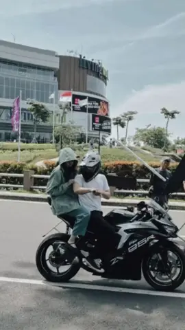 “Awal Kisah Selamanya” 🤝 . . #zoeabbasjackson #azofrangga #ranggaazof 