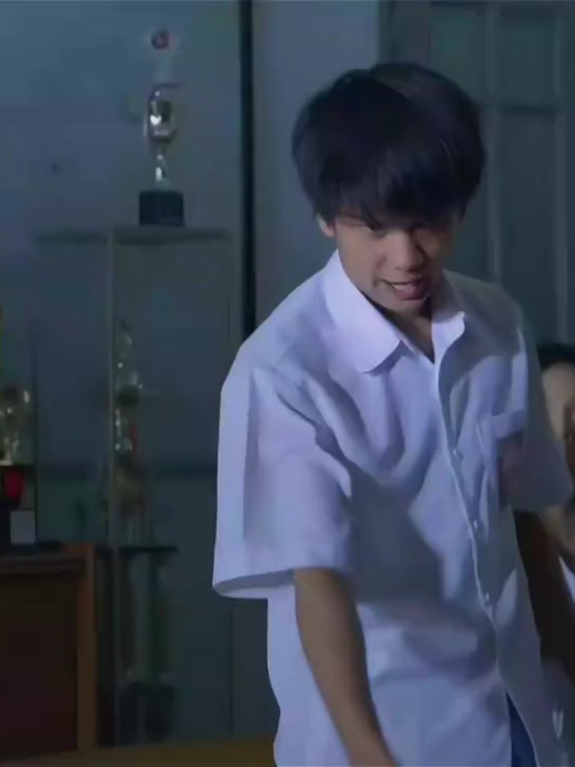 kaya ngebelain jodoh aja #iqbaalramadhan #dilan1990 #dilan1991
