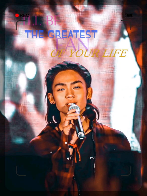 ‼️ DISCLAIMER ‼️: This is Story/Pov. Please don't take it seriously, it's author's imagination only :)) STORY 2 AU, (PART 18) You are a famous artist, Jeremiah is a famous vlogger and model as well, no one knows that he's your fan and you're also lowkey watching their vlogs. -------FAST FORWARD--------  Umaga na at si Jeo pa lang Ang gising, niligpit Niya Ang kaniyang mga gamit dahil uuwi na siya, habang na ready siya ng sasakyan bigla Naman nagising si y/n Y/n: Uuwi ka na? (napalingon naman si Jeo) Jeo: Aum! oo Isang Gabi lang Kasi ako Dito tsaka sinabihan ko din ang Kasama ko sa Bahay na uuwi ako bukas ng Umaga Y/n: Ah! Sige tulungan na kita. Jeo:h-ha? di ok lang kaya ko na. kayo ilang araw ba kayo Dito? Y/n: Mga Mamaya pupunta kami sa exact location Namin Dito sa El Nido siguro. Sayang di pa tapos yung kuwentuhan natin kagabi (tawa nito) Jeo: kaya nga, maybe next Time Yung continuation ng chika!  Y/n: Yah!  Jeo: tapos na rin! paano mauna na ako sa inyo, pakisabi na lang din Kay Tita na umuwi na ako! Y/n: Sige! ingat.. Jeo: kayo rin ingat mamaya.. 