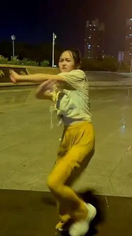 🌧️🌦️⛈️💃👯🙈#song #dancer #USATrending #disco #80smusic 