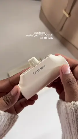 fast charging mini powerbank🤝 #minipowerbank #powerbank #orasharepowerbank #capsulepowerbank #fastchargingpowerbank 