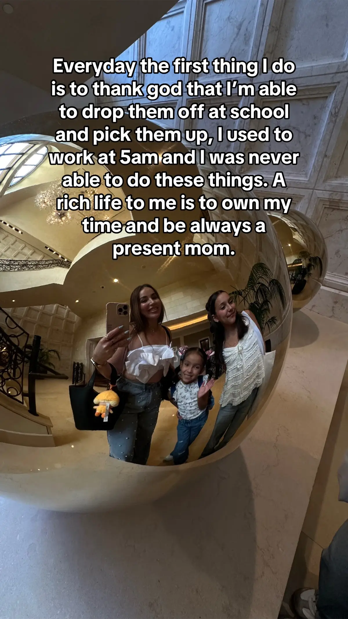 #richlife #presentmom #MomsofTikTok #contentcreator #lifeoflaura06 