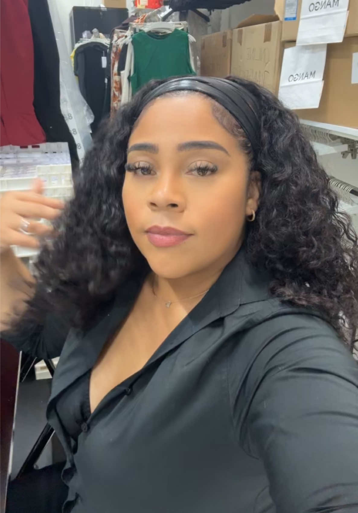 Your new favorite manager.  Still working in film but with a big girl title as well. Wish me luck 🥹 #mindset #mango #fashiontiktok #curlyhair 