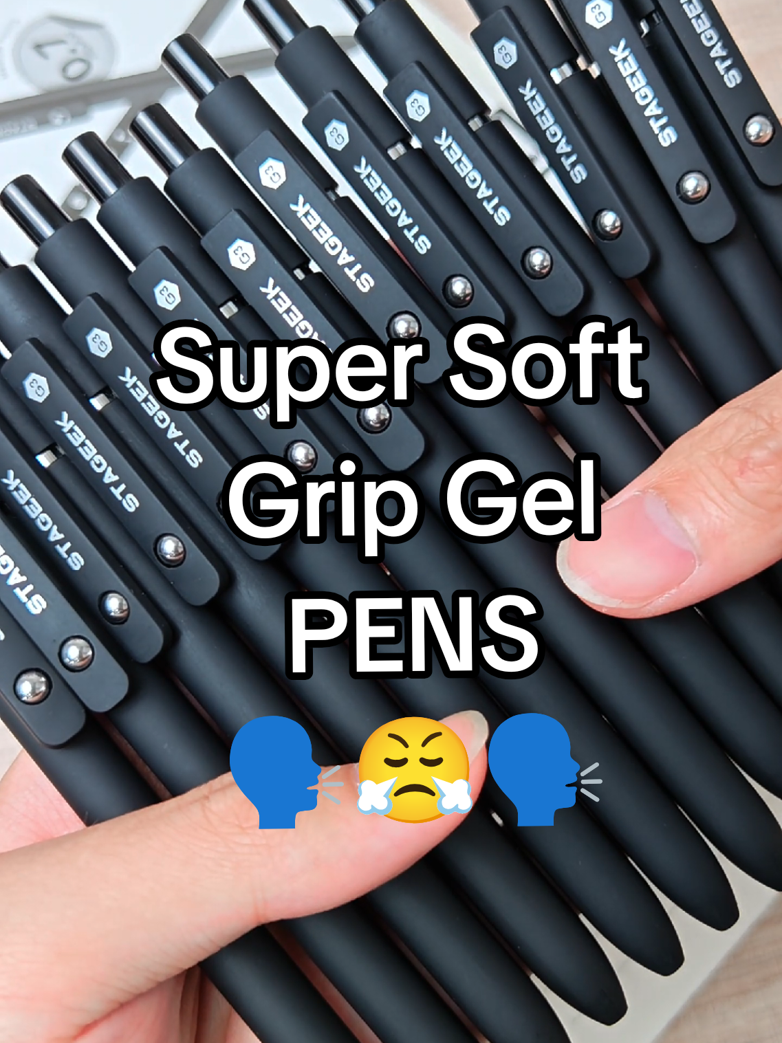 testing new gel pens from🙇‍♀️💭brings me back to elementary school days when everyone was obsessed with gel pens! #pen #pens #gelpen #gelpens #stationery 