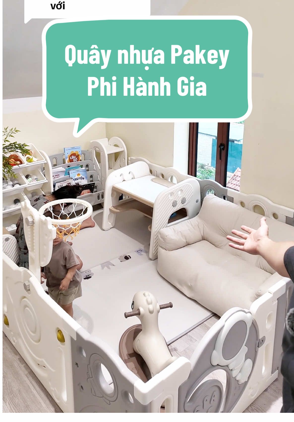 Trả lời @kimtuyen041092 Quây nhựa phi hành gia Pakey nó có ưu điểm là không kén sàn đâu ạ. Vì thiết kế khác nên cực chắc đó nha các bố mẹ #sonsovo #bobimsua #muataitiktok #tiktokshop #mevabe 