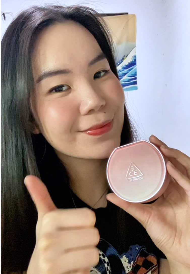 cushion yang recommended bgt buat dipake daily! finishnya ga bikin muka sumuk dan ga luntur juga alias topp 😘 #rekomendasicushion #makeupreview #3CE #3ceindonesia #3cecrewid #fittingmeshcovercushion #pearlskin #cushionviral 