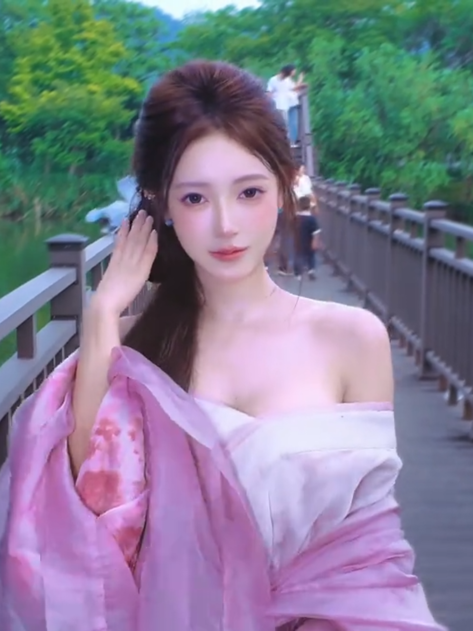 #宋曼可🥳 只今只道只今句 梅子熟时栀子香 