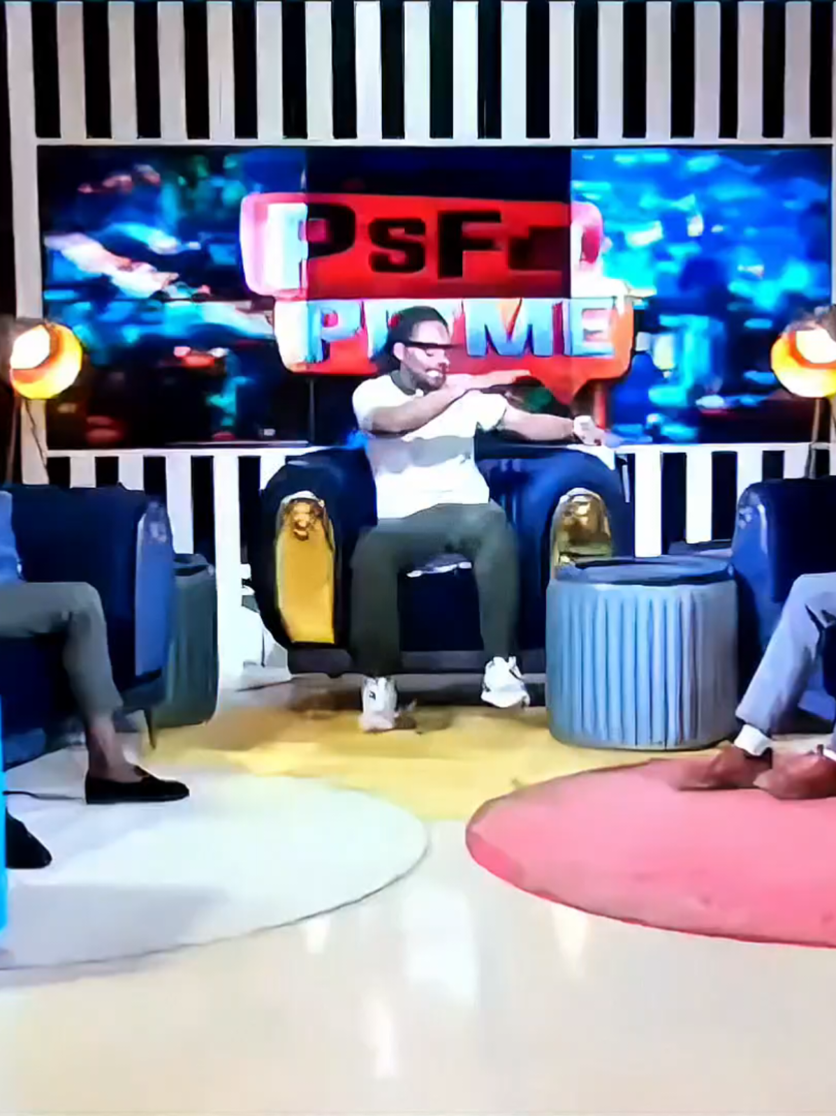 Defois dangay ré ba soneu 😂😂😂😂😂