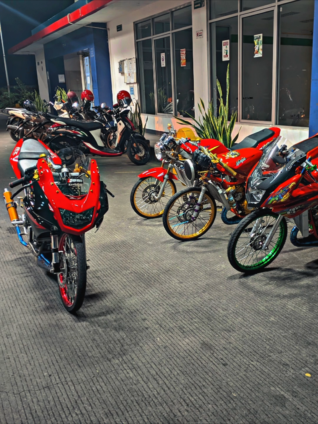 apakah ini yg di sebut jamet dan fomo ??? #ninja #ninjass #ninjarr #zx150แต่งสวย #victor150 #thailandstyle #ninjathailandstyle #2stroke #fyp #fouryoupage 