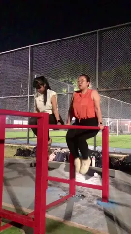 Hampir setiap hari dibawah langit yang sama @Bandung Street Workout Addict 