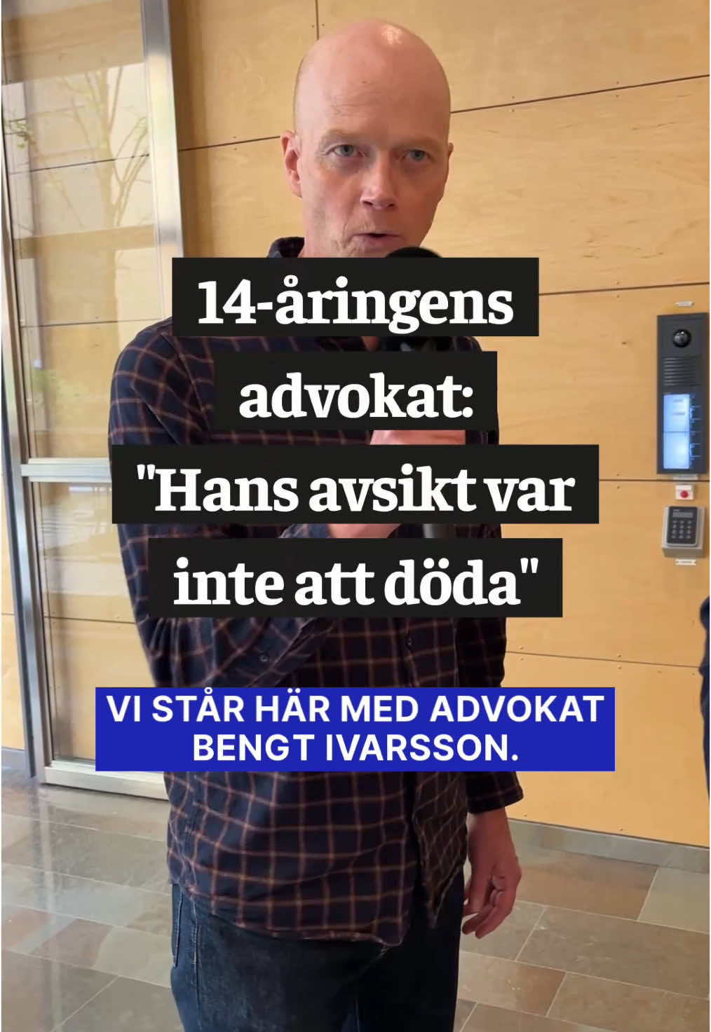 Advokaten i rätten: 14-åringen sköt inte för att döda ▪️ På torsdagen ställdes åtta män, mellan 18 och 29 år gamla, inför rätta för inblandning i mordet på den 41-årige gängledaren som sköts ihjäl vid en lekplats i Berga förra sommaren.  ▪️ En 14-åring har erkänt att han sköt – men hävdar nu att hans avsikt inte var att döda.  ▪️ Läs mer på Corren.se #linköping #corren #nyheter 
