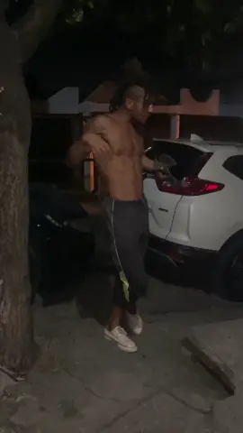 El aparece  a la hora que le da su gana😒 1 : am y el como el primer Guandul 😩 #viralditiktok #viralllllll #gym #gymbro #paratiiiiiiiiiiiiiiiiiiiiiiiiiiiiiii 