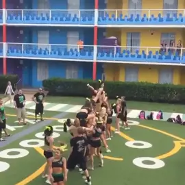 Miss this Team 🖤 #cheerleading #jesuslovesyou #explorepage #cheerwhisperer #cheerisasport 