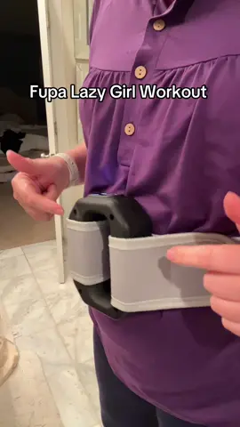 This fascia plate is like a mini vibration plate I can wear on my fupa and get what feels like a full blown ab workout from anywhere! It’s portable, rechargeable, and helps my lymphatic system function better and my waist line loves it. #fasciaring #vibrationplate #fupa #weightlossjourney #multitasking 