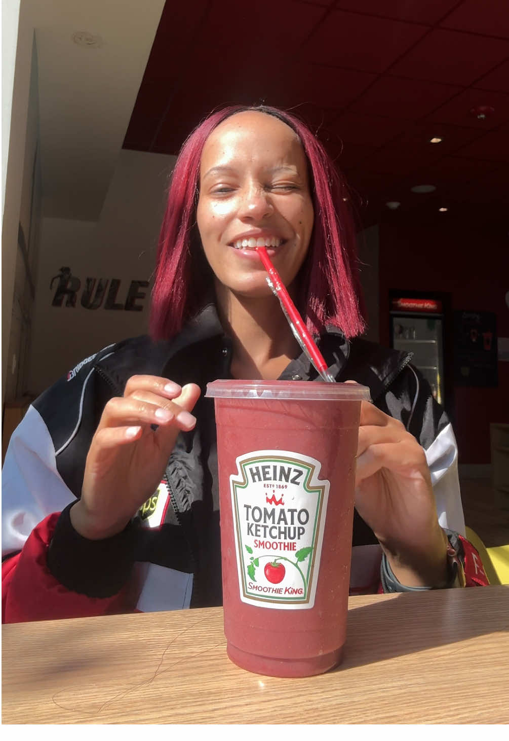 So… do I dip fries in this orrrr? #ketchupsmoothie #smoothieking #heinz #ketchup #weirdfood 