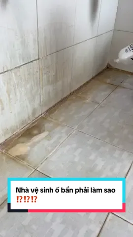 Chai tẩy đa năng này tuy giá chưa tới 100k nhưng hiệu quả rất ok ấy.Dùng để tẩy nhà vệ sinh hoặc bề mặt có cặn bám khó tẩy thì phù hợp,cái vòi hoa sen nhà mình nhìn như thời tiển sử mà dùng chai này lại sạch bong sáng bóng luôn là đủ chứng minh rồi á 😱 #DuongVuiVe #LearnOnTikTok #tiktok #taydanang 