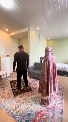 Pov “Pertama kali sholat di Imamin Suami” 🥹 Masyaallah tabarakallah semoga diberikan anak yang soleh dan solehah🤲🏻🫶🏻