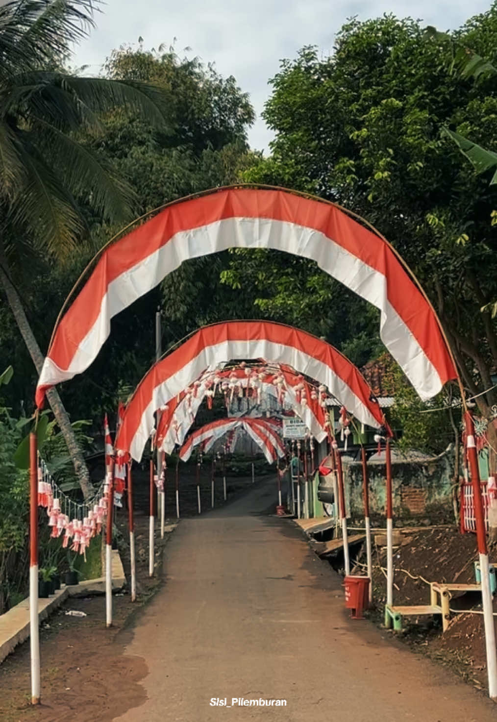 #dakwahkawih #kawihsunda #cicihcangkurileung #pepelingdiri #pepelinghirup #pepelingsunda #sisipilemburan #jawabarat #garututara #fypシ゚  📍Kp Cikondang Girijaya Kersamanah Garut Jawa Barat