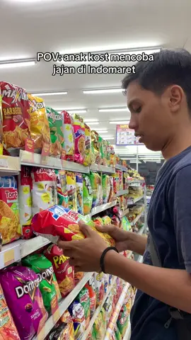 Dibeli ga ada duit, ga beli takut dikira maling karna dah terlanjur masuk #anakkos #anakkost #fyp #anakkosan #indomaret 