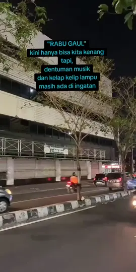 Jogja Jogja rumah musik tempat hiburan remaja pada era 90an,tempat ngumpul para pelajar dan mahasiswa kala itu. kalian yg pernah kesini,komen dong.. #90an #jogjakarta