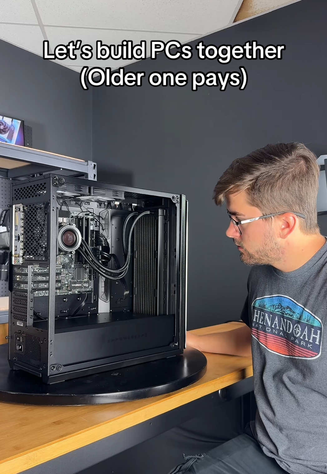 Sorry not sorry 😁 #pcbuilds #pcgaming #pcgamer #gamingpc #pcbuild 