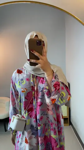wajib punya sii dress satu ini motifnya cantik-cantik 😍🤏🏻#dress#kamiladress#dresswanita 