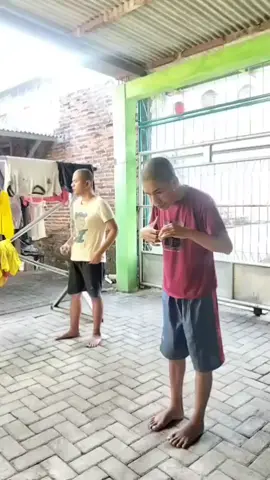 Mangkane to cah rasah ngobat, deloen to ngeneki lo efek e