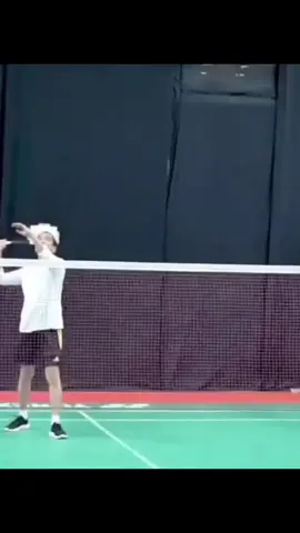 mentahan jokowi main badminton  #badminton #jokowi #inspirasi #fypシ゚viral #jokowidodo 