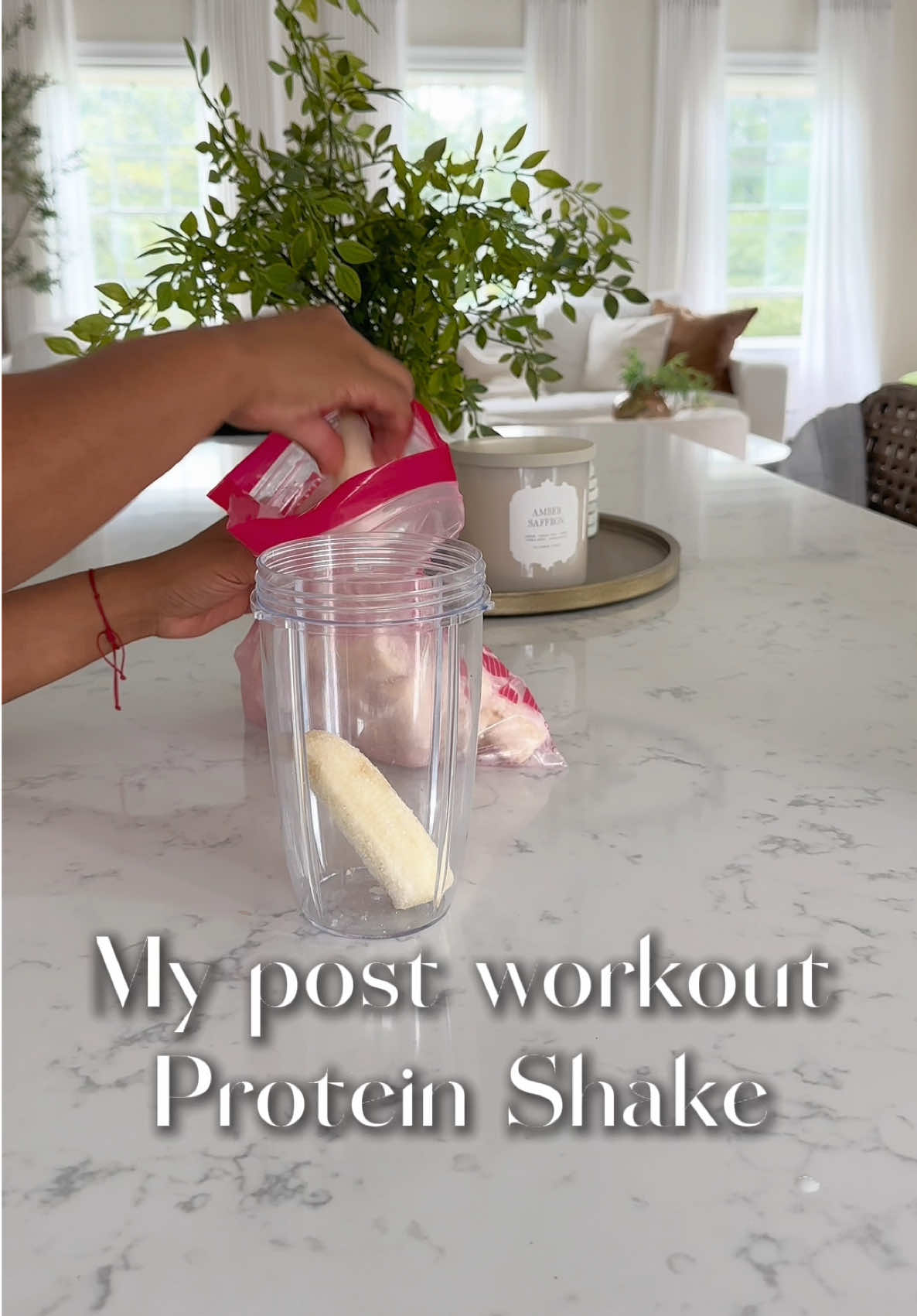 My morning protein shake keeps me full for about 2-3 hours. #proteinshake #postworkout #postworkoutmeal 