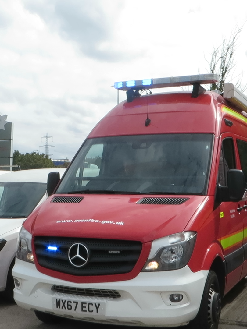 -RARE TO RESPOND- X1 #incident #support #unit #ISU Can be seen operated by @weston_emergency a #bluelightsirendemo and #twotonesthis vechicle is Based at Nailsea but was inside #workshopthanks to the amazing staff  #firestation #uk #fire #spotting #bluelightsandsirens #rescue #avon #avonfireandrescue #somerset #avonfire #command #fyp