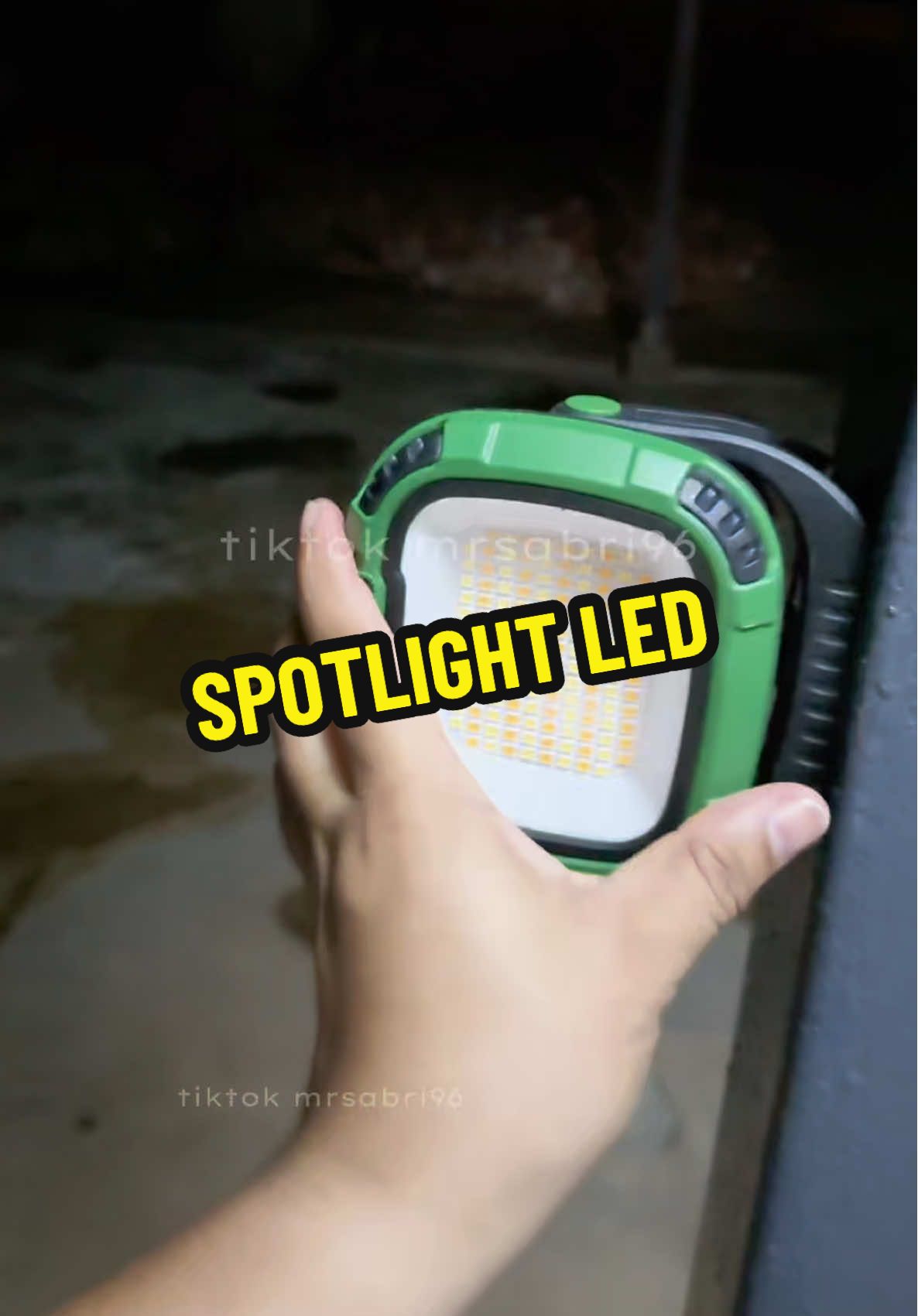 Lampu super terang LEDLIGHT siap ada magnetic pakai cas type C, TAHAN 4-8jam  #spotlight #lampumini  #lampucamping #ledlight 