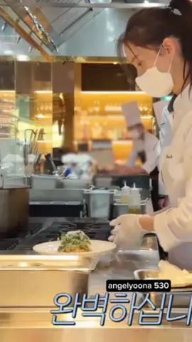 #yoona yoona 😘🦌👩‍🍳🍱🤗🍜#limyoona#snsd#gg#yoona 