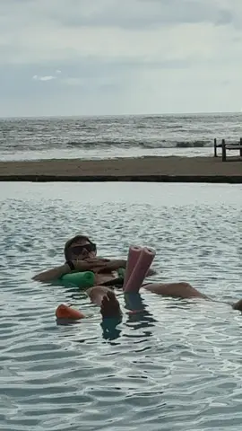 Much needed vacation #traveltiktok #poolday #poolside 