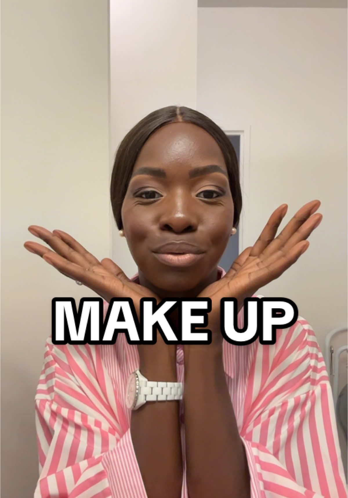 On se maquille ensemble ! Posez moi les questions que vous voulez comme ça prochaine fois j’y répond en me préparant 🩷🩷 #fyp #grwm #makeup  