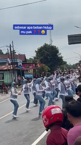 tetap di sayang ya suaminya 😆#grakjalan #17agustus 