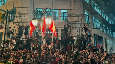 Để tôi kể bạn nghe Đất nước Việt Nam tôi Hoà Bình là như thế nào . “Tổng Hợp Luyện A80” Xin cảm ơn tất cả những tình cảm , tình yêu thương, lòng yêu nước của tất cả con người Việt Nam ta . Xin cảm ơn 🇻🇳📸📸 #A80 #tiemanha80 #qđndvn🇻🇳🇻🇳🇻🇳 #fyp #Tonghopluyen