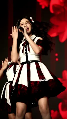 Olla @ollajkt48 #ollajkt48 #jkt48 #jkt48allintour2025surabaya