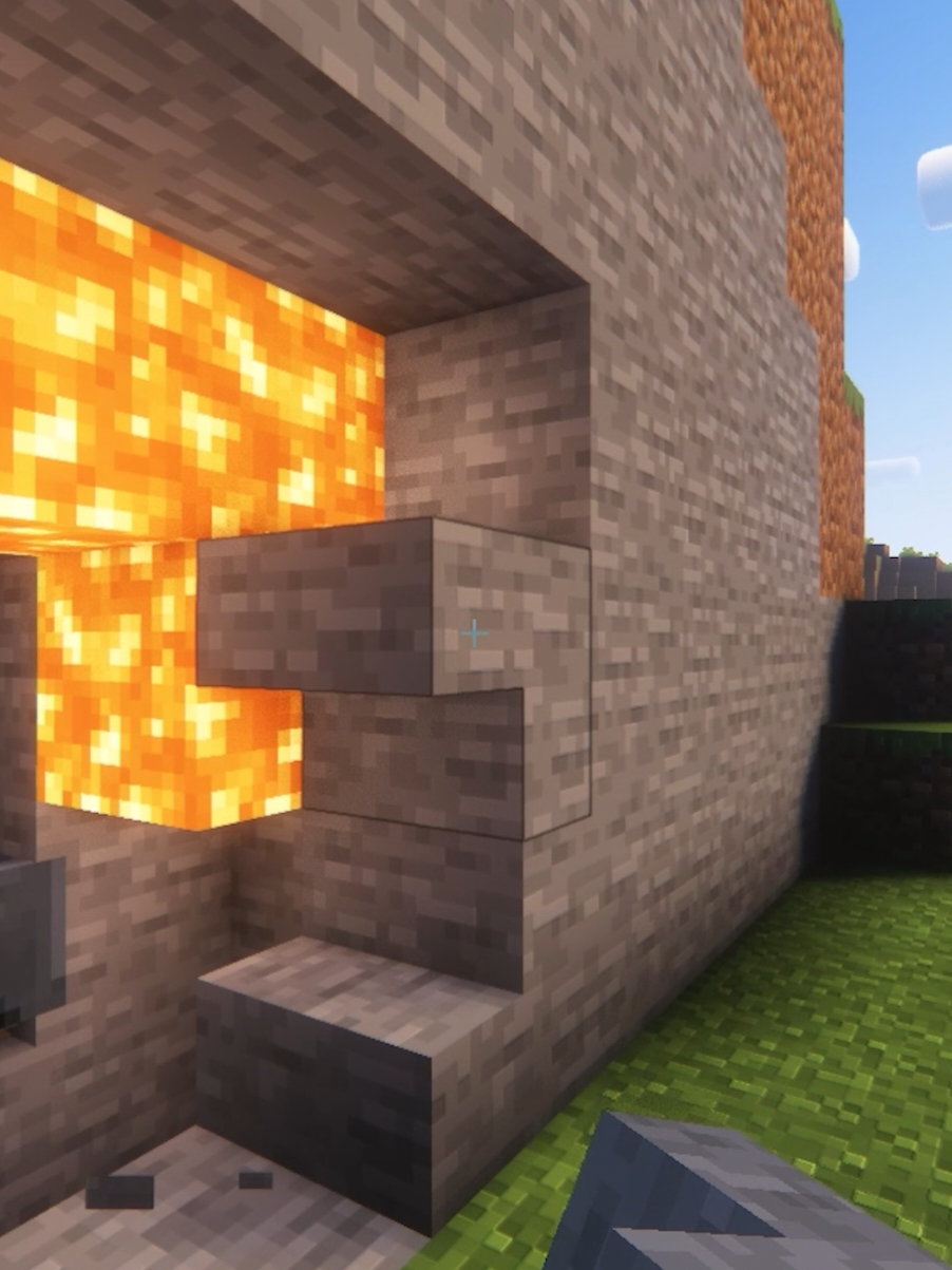 Minecraft Secret Creeper Door😲 #Minecraft #creeper #minecraftmemes #fyp #fypシ 