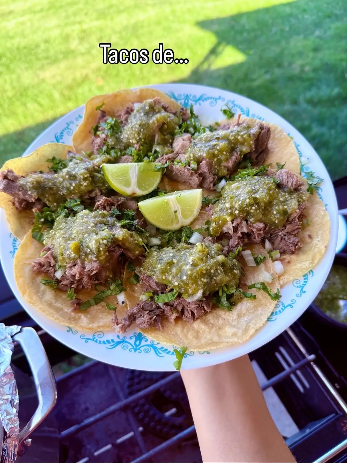 Estos son tacos al vapor y tacos de lengua? A mi en lo personal me encantan los de lengua 👅.  #tacos #comidamexicana #mexicanfood #foodtiktok #fyp 
