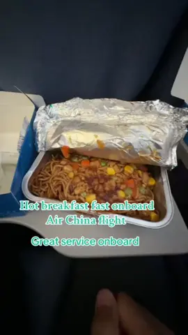 #stitch with @WalkTheWorld365 #aircanada #onboardmeal #ac8841 #traveltiktok 