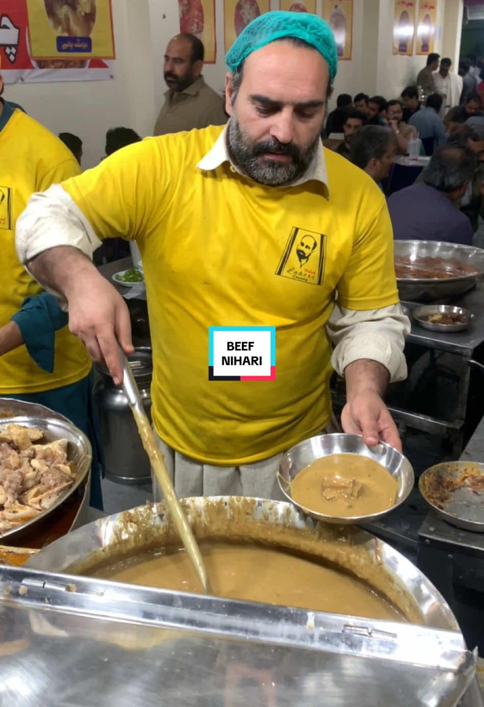 Beef Nihari | Chandni Chowk Rawalpindi | Food Street Rawalpindi #streetfood #food #Foodie #foodphotography #foodblogger #instafood #foodstagram #pakistanfood #FoodLover #yummy #foodgasm #foodies #delicious #homemade #streetfoodpakistan#foodiesofinstagram #tasty #pakitanstreetfood #instagood #bhfyp #foodtruck #desifood #healthyfood #foodpics #instagram #pakistan #pizza #rawalpindifood #chicken