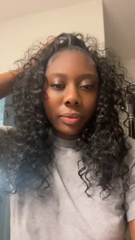 This Mf groovvyyy 🤣💃🏾💃🏾#