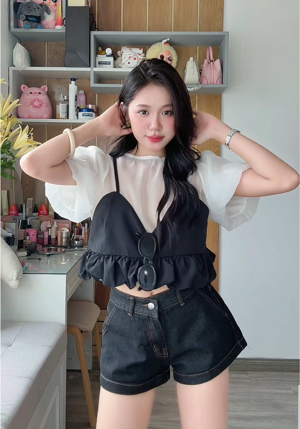 Áo xinh khum? @Woaa.Stu2 #review #xuhuong #phoidoxinh #myoutfit 