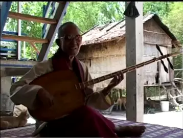 #ចាប៉ីដងវែង សម័យកាលបដិវត្តន៍ លោកតាព្រឹទ្ធាចារ្យភិរម្យ (ប្រាជ្ញ ឈួន) ប្រភពពី៖https://youtu.be/74JSOVlSzEg?si=ptjfcFzWUbZOXHXm