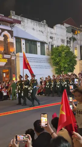 Quá đãaaaaaaaa #A80 #quandoinhandanvietnam #hanoi21/8