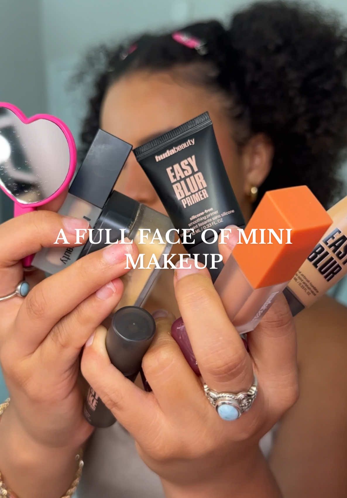 a full face of mini makeup??!! I actually can’t get over how cute this collection is 😭❤️  @Huda Beauty Thanks so much for sending this over for me to try <3 I’m obsessed  #minimakeup #hudabeauty #hudabeautyminis #trend #minimakeuphaul 